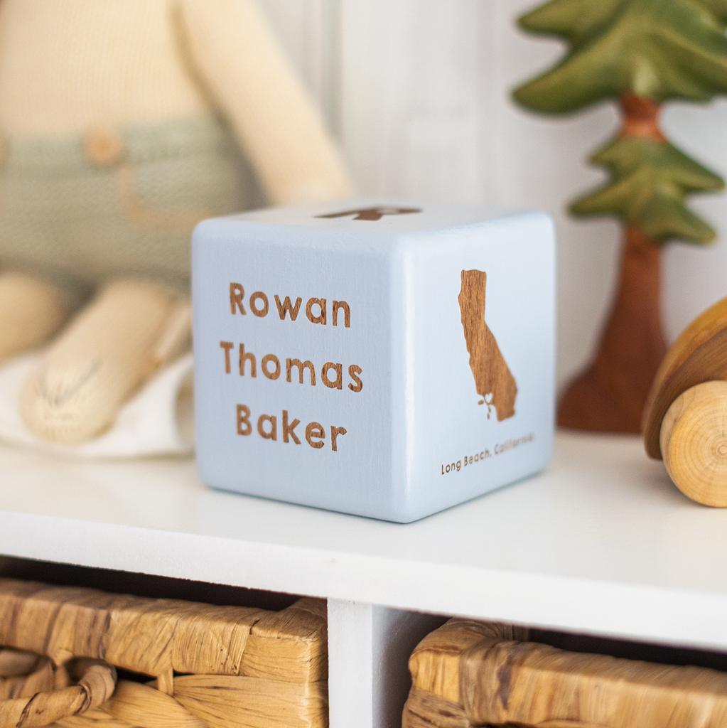 Wooden Baby Birth Statistics Block (Bold Font)