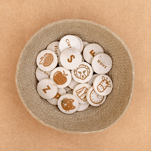 Wooden Alphadots (German)